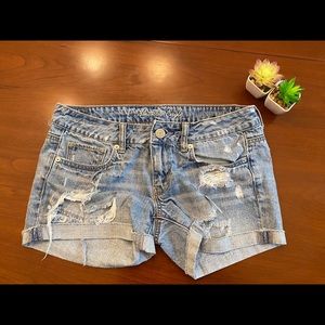 American Eagle Festival Distressed Shorts Size 6
